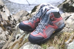 Link to Boots and Walking Kit page